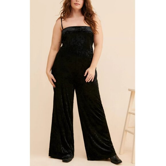 Anthropologie Pants - EUC Anthropologie Bellevue Tie Strap Black Crushed Velvet Wide Leg Jumpsuit